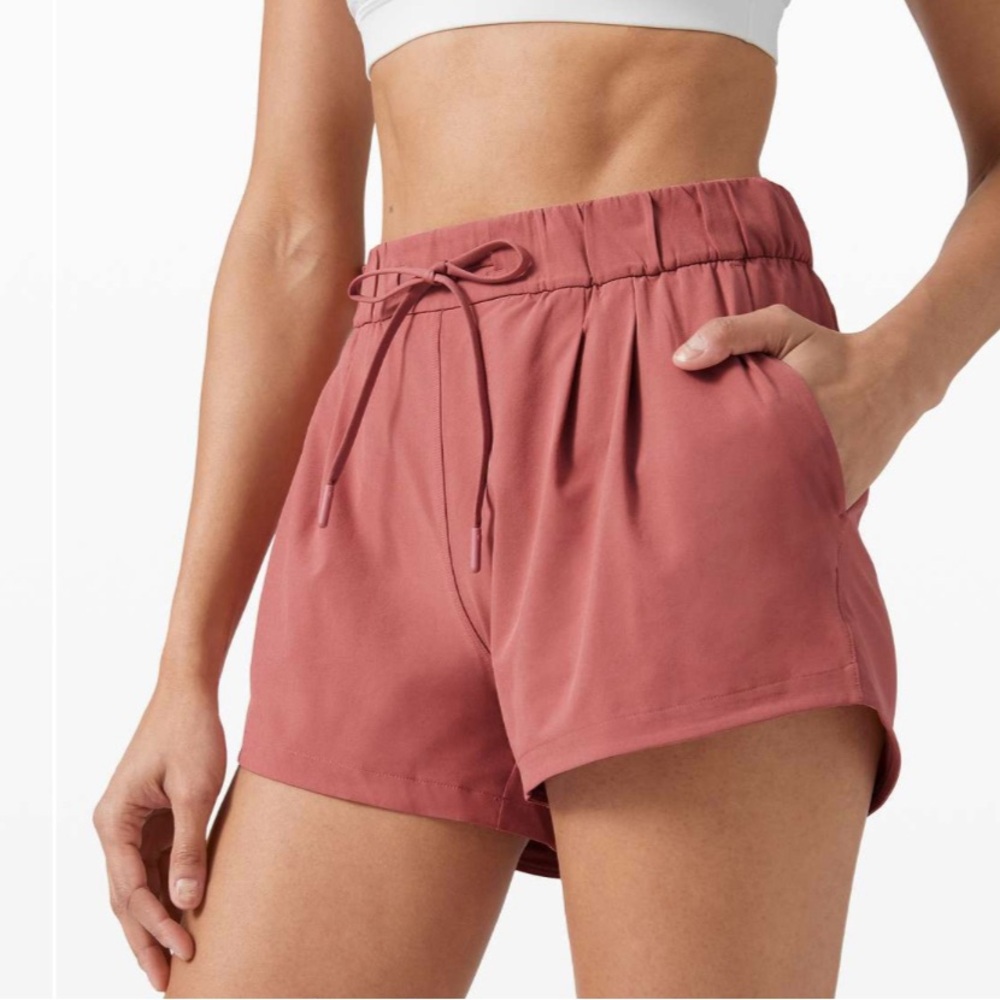 Lululemon Stroll at Sundown Short 3", Cherry Tint
Size 10